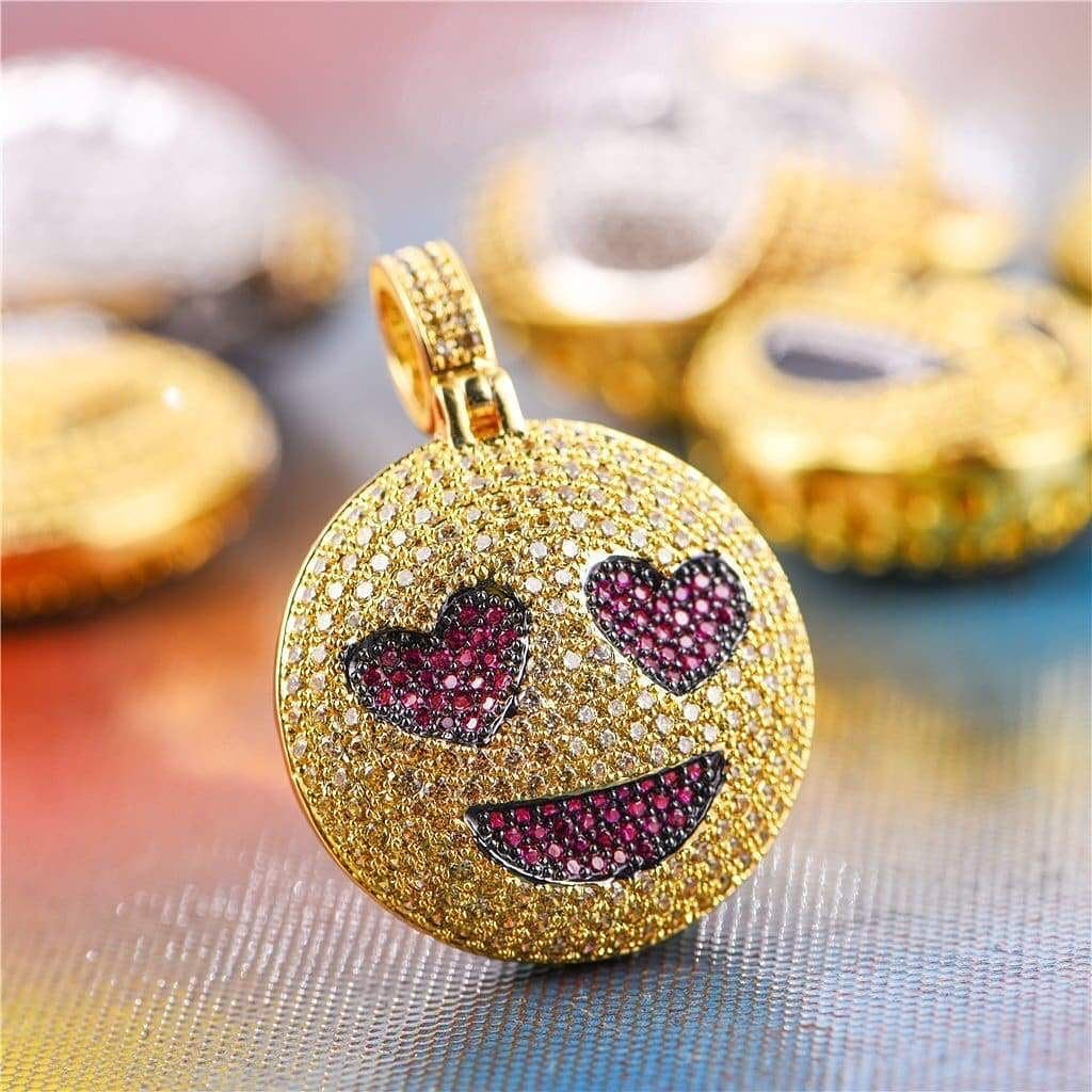 šHeart Face Emoji Yellow Gold Color Pendant